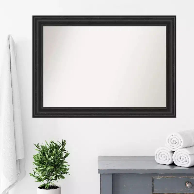 Specchio da parete per bagno 42"x30", cornice nera anticata con dettagli effetto legno grigio