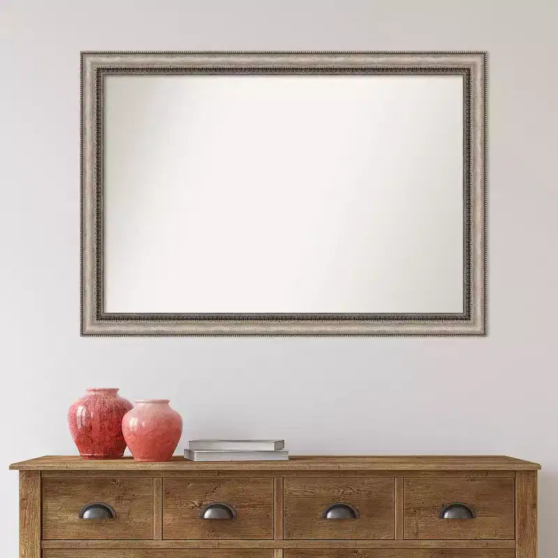 Specchio da parete decorato 40"x28", cornice argentata con bordo perlinato e finitura bronzo