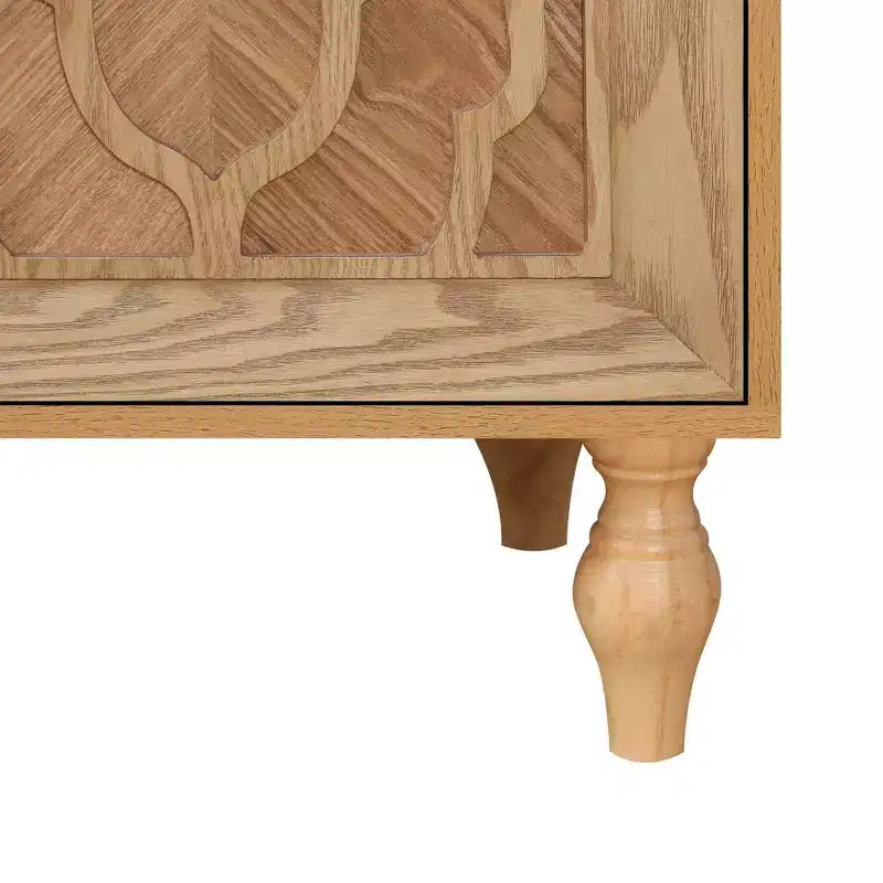 Grande mobile contenitore con maniglia in metallo, ante intagliate a fiori, madia consolle moderna in legno con ripiani regolabili