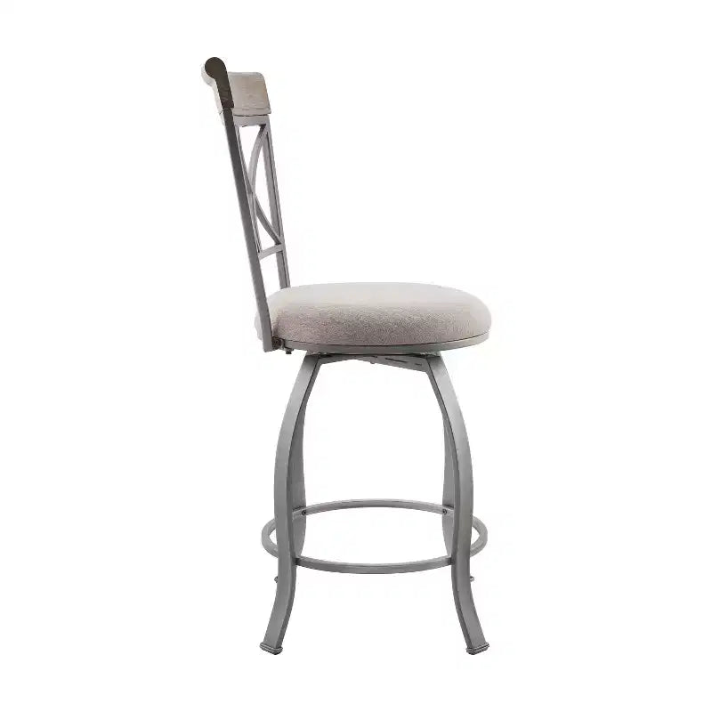 Tavolino da caffè ovale 46", pino caldo, gomma e accento in rattan, gambe affusolate