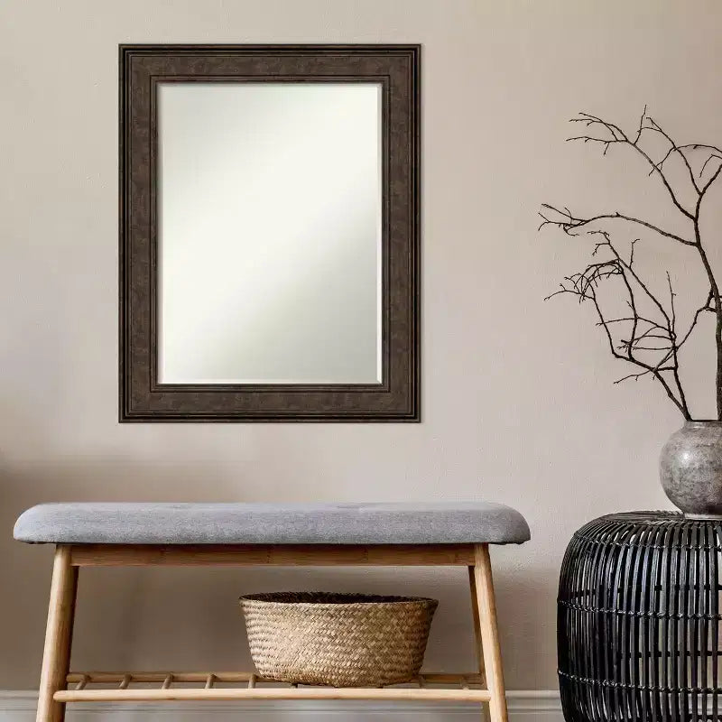 Specchio da parete per bagno Petite Bevel, cornice nera con bordi interni ed esterni rialzati
